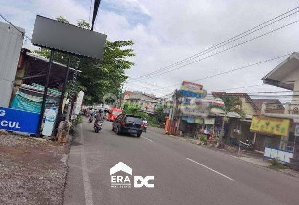 Ruang Usaha Area Parkir Luas Pinggir Jalan Rowosari Tembalang 1