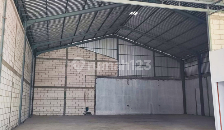 Gudang Kokoh Cor Beton K350 Ada Kantor WR Supratman Manyaran 1