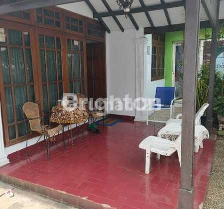 Rumah 2 Lantai di Tebet Jakarta Selatan Rumah 2 Lantai di Tebet Jakarta Selatan