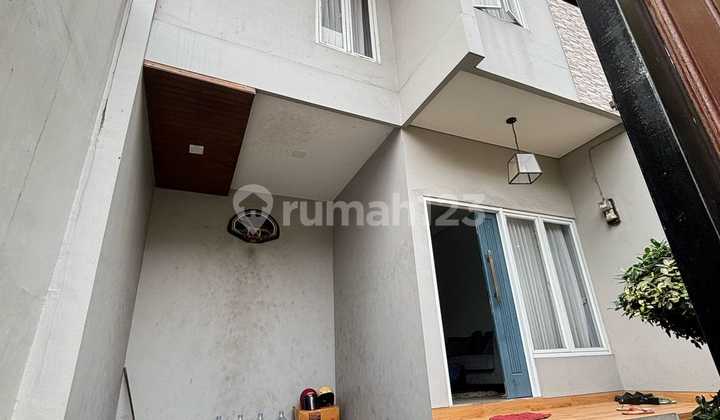 Dijual Rumah Rapih Siap Huni Di Dekat Galaxy Bekasi Selatan 