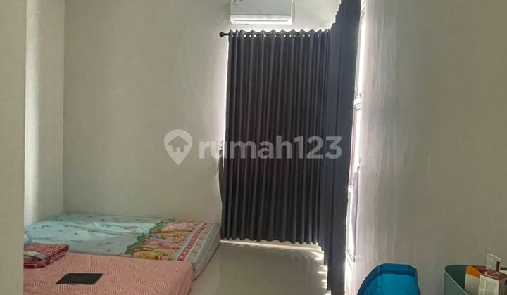 Dijual Rumah Luas Cantik di Grandwisata Bekasi 2