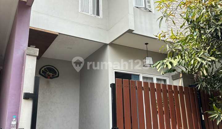 For Sale Neat Move-In Ready House Near Galaxy Bekasi Selatan 2