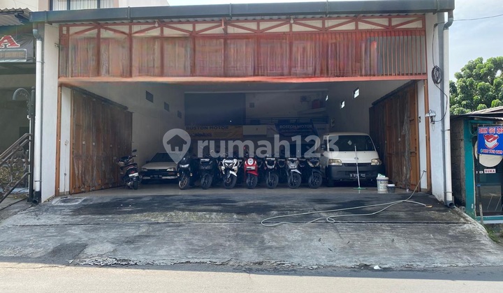 For Sale: Ex-showroom Car in East Bekasi 2