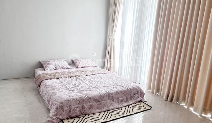 Dijual Rumah Hoek Cantik Dalam Cluster Z Living Grand Wisata Bekasi 2