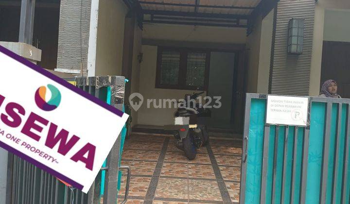 Disewakan Rumah Luas Di Grandwisata Bekasi 2