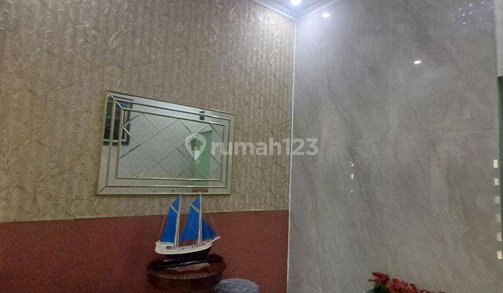 Dijual Rumah 2 Lantai Furnished Harapan Indah Bekasi 2