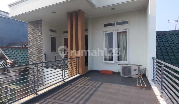 Dijual Rumah Rapih Siap Huni 2 Lantai di Duta Harapan Bekasi Utara Akses Summarecon Bekasi