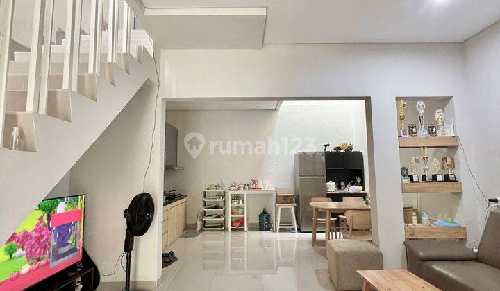 Di Jual Rumah Villa Mutia Kirana Bekasi  2