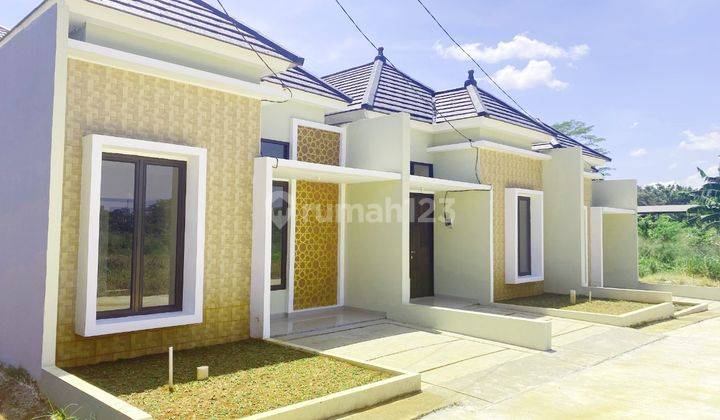 Rumah Minimalis Pinggir Jalan Raya md  4