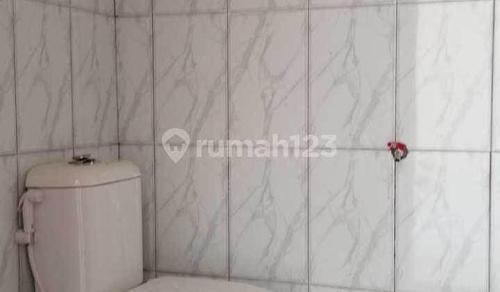 Rumah Baru Selatan di Jl. Permata Poros BSD 5