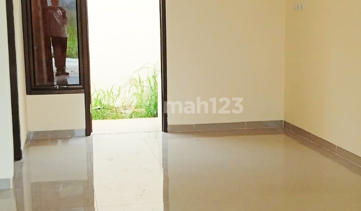 Rumah di Jln Curug Permata Poros BSD Strategis dan Ready Stock 9