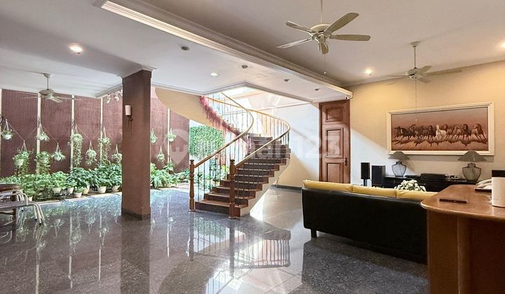 Dijual rumah pantai mutiara Shm 2,5 lantai Dijual rumah pantai mutiara Shm 2,5 lantai