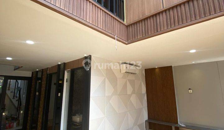 Dijual Rumah SHM Design Interior Citra 1  2