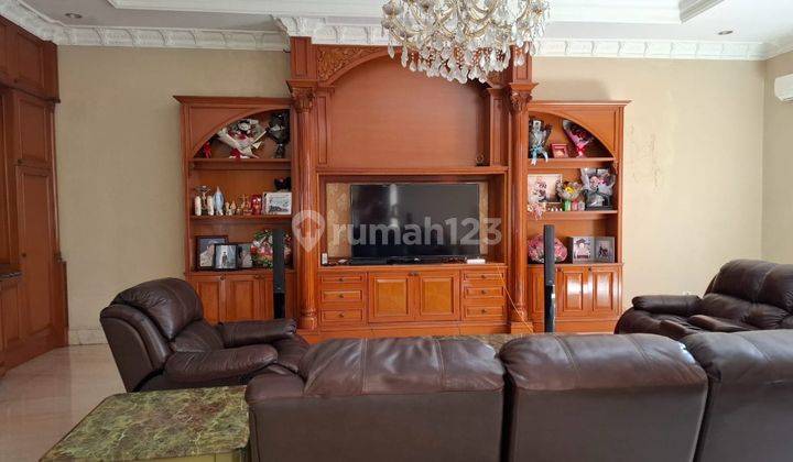 Dijual Rumah Sultan 3 Lantai Daan Mogot Baru SHM 1