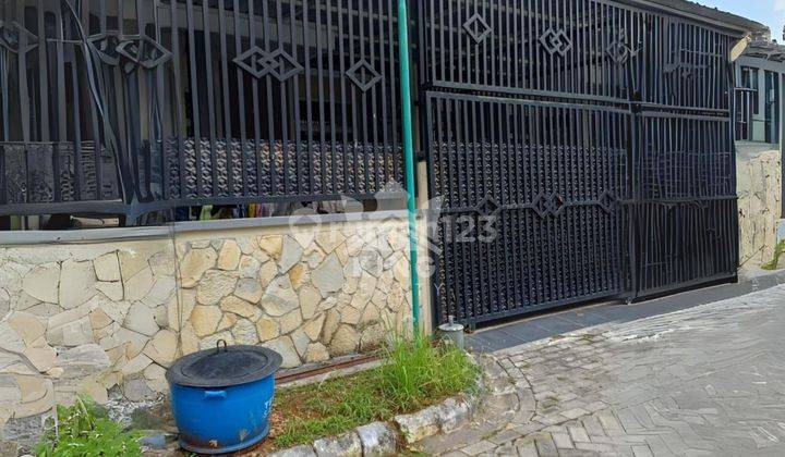 Di jual rumah SHM Bagus di plamongan indah 1