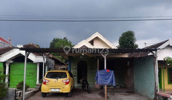 Dijual cepat Rumah tinggal daerah perbatasan Mojosari-Pungging. Nego sampai deal dengan pemilik  2