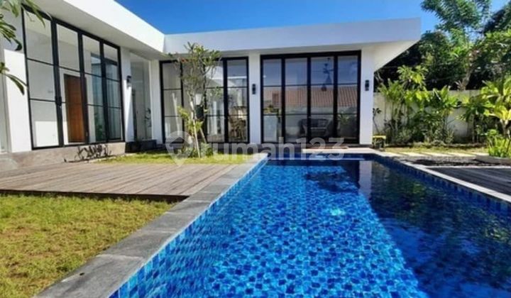 Brand New Modern Minimalist 3 Bedroom Villa In Pecatu Brand New Modern Minimalist 3 Bedroom Villa In Pecatu