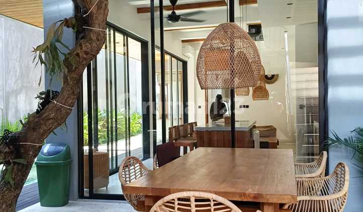 Beach Side Villa 3 Bedroom in Sanur for Longterm 1