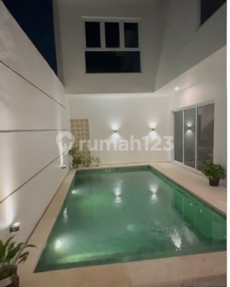 2 Bedroom Brand New Villa in Kerobokan Near Canggu