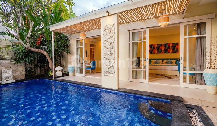 Peaceful-3 Bedroom Modern Villa 5 Minutes to Kuta Beach