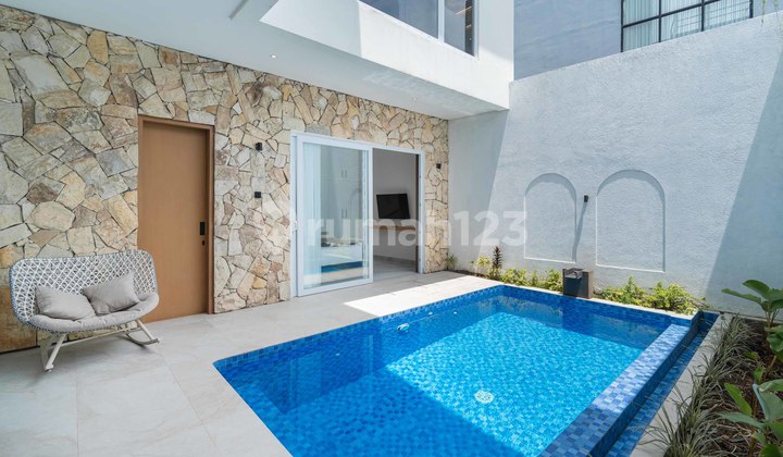 Lease Hold 25 Years- Brand New 3 Bedroom Modern Villa Jimbaran