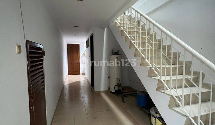 Di Jual Rumah Mewah Taman Villa Meruya Jakarta Barat 2