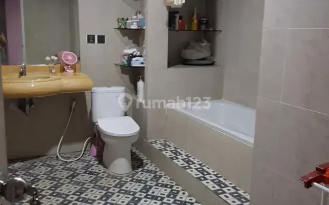 Di  Rumah Taman Villa Meruya Jakarta Barat 2