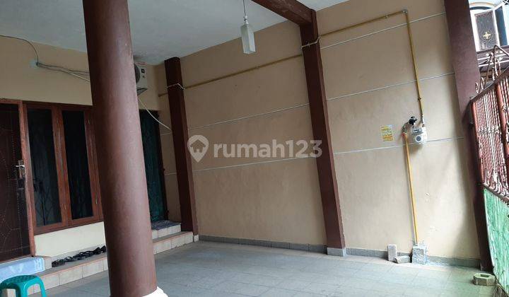 Rumah 2 lantai Semi Furnished Palem Karawaci Tangerang Banten 2