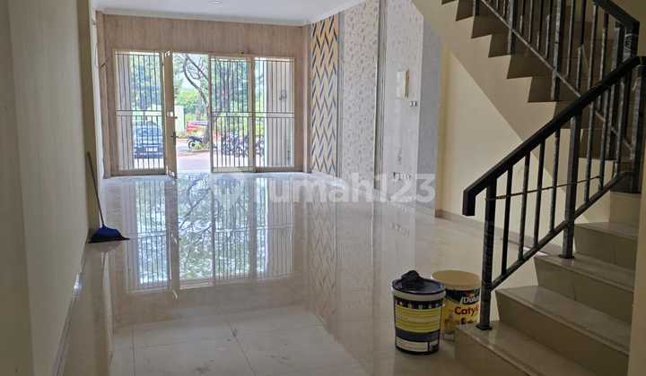 Ruko Green Lake City, siap pakai, Jakarta Barat Ruko Green Lake City, siap pakai, Jakarta Barat