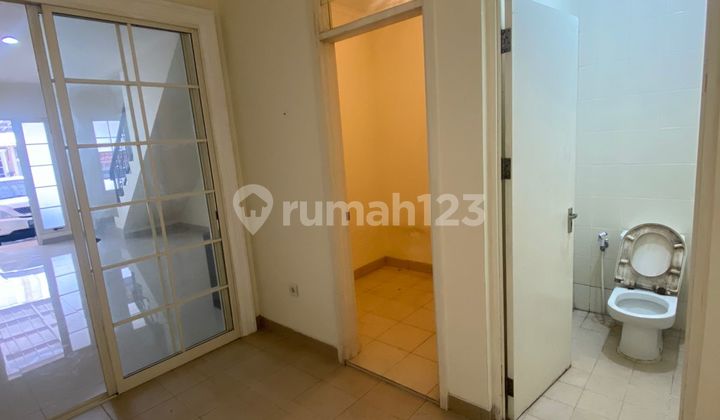 Rumah Sewa Bagus Greenlake City 4x15 Dengan 2+1 Kamar Tidur 2