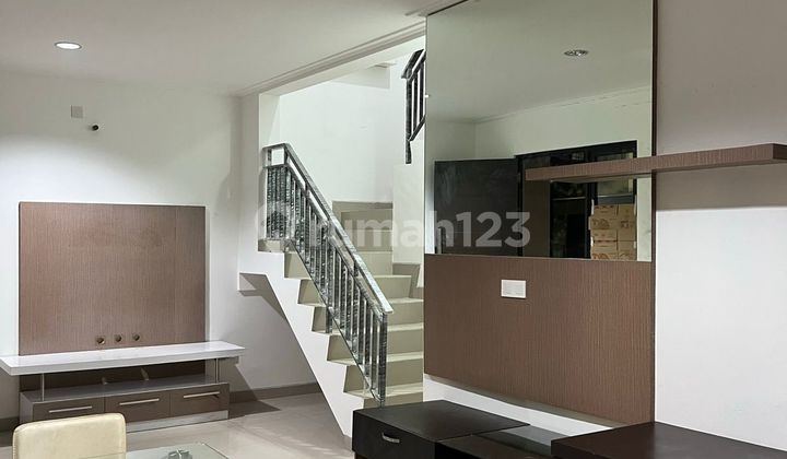 Pik 2 House 8 X 10 Semi Furnished Attractive Price Pik 2 House 8 X 10 Semi Furnished Attractive Price