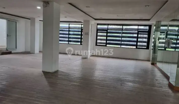 Di Sewain Ruko Gandeng Gandaria City Jakarta Selatan 2