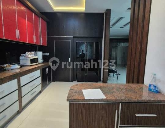 rumah golflake,cengkareng uk 10 x20 semi furnished bagus 2