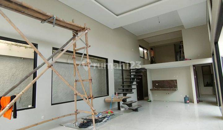 Di Jual Rumah Langka Meruya Jakarta Barat 1