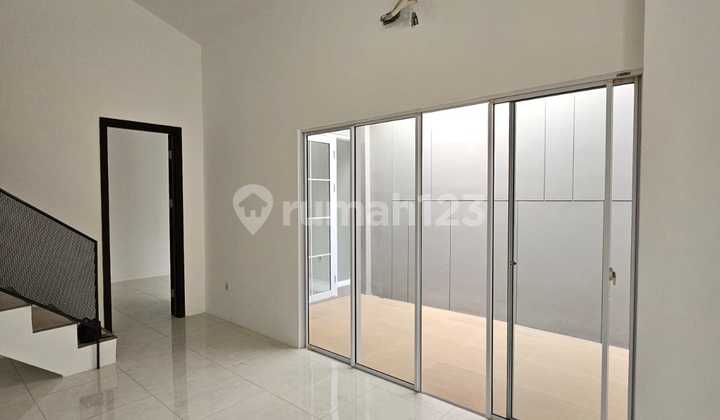 Rumah Taman Aries, Meruya Uk 10 X 20 Brand New Siap Masuk 2