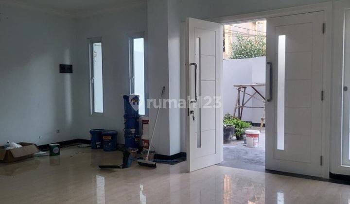 Rumah Siap Huni Taman Surya Jakarta Barat  2