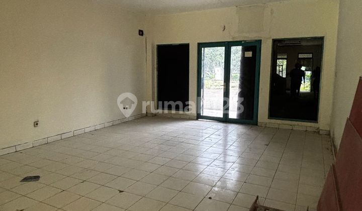 2-Story Shop House Adjacent to ITC For Quick Sale 2-Story Shop House Adjacent to ITC For Quick Sale