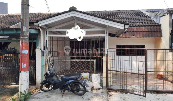 Jual cepat rumah strategis di Cimone Permai 1