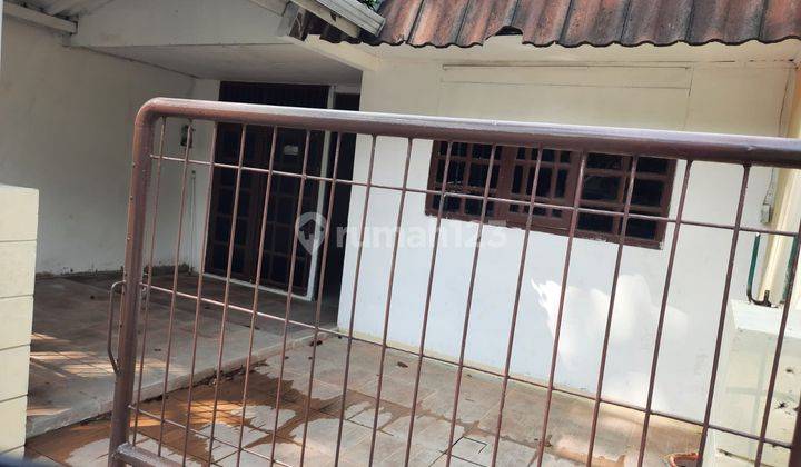 Jual cepat rumah strategis di Cimone Permai 2