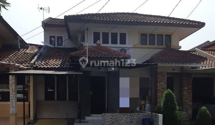 Rumah depan jalan utama 2 lt di Taman Parahyangan Lippo Jual Cepat 1