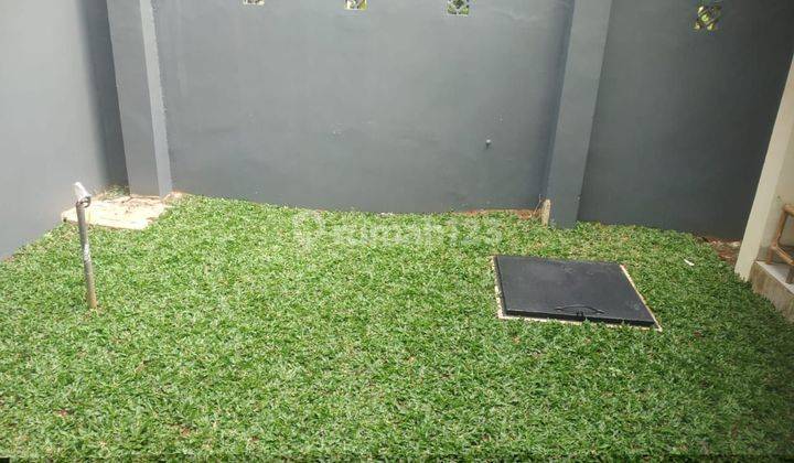 Rumah murah di Crystal Gading Serpong Jual Cepat 2