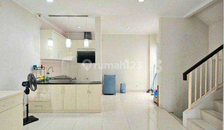 Rumah Full Furnish Di Eminent Dijual Cepat 1