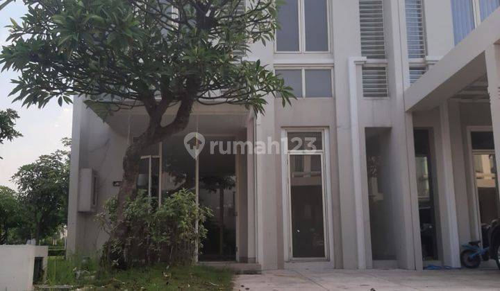 Rumah 2 Lantai di North Victoria Grand Pakuwon Baru 1