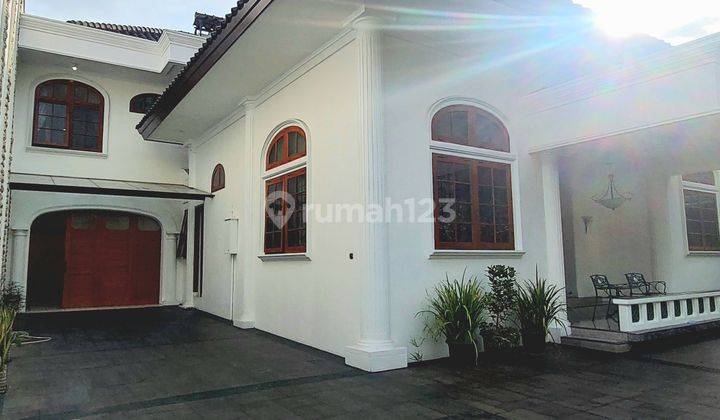 Rumah Mewah Menteng Furnished Siap Huni Ex Rumah Duta Besar 1