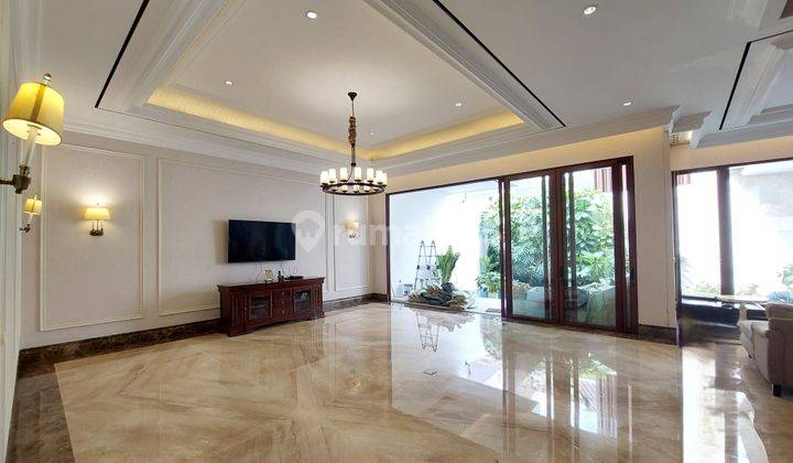 Rumah Modern Minimalist Pondok Indah 4 Kamar, Ada Kolam Dan Taman 1