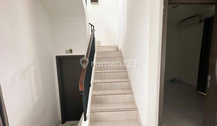 Rumah disewakan kondisi Bagus, lokasi strategis dekat pasar modern, terminal, Tol  5
