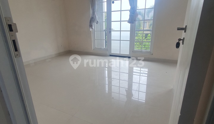 Disewakan Rumah Baru Barsih Bagus lingkungan enak dekat jalan tol 2 Lantai 24
