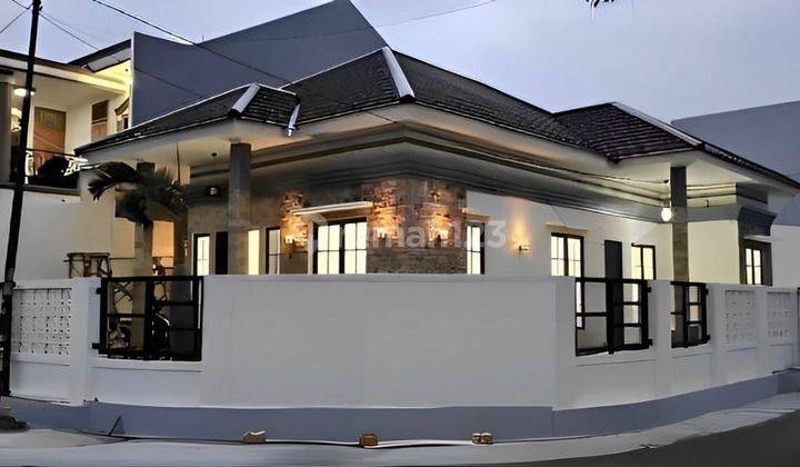 DiJUAL  rumah 2 lantai  Baru bagus cantik  bersih siap Huni  1
