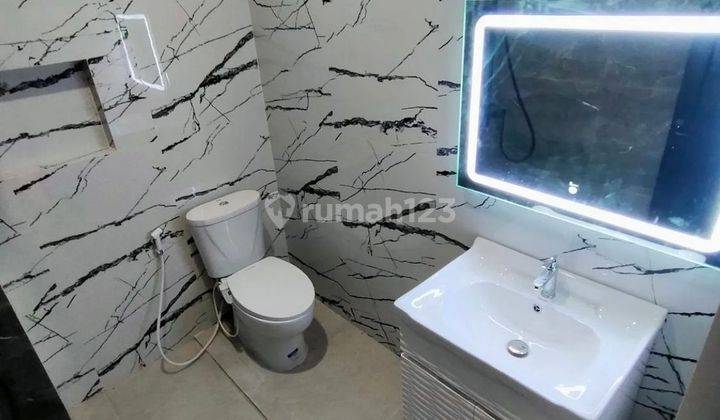 DiJUAL  rumah 2 lantai  Baru bagus cantik  bersih siap Huni  14