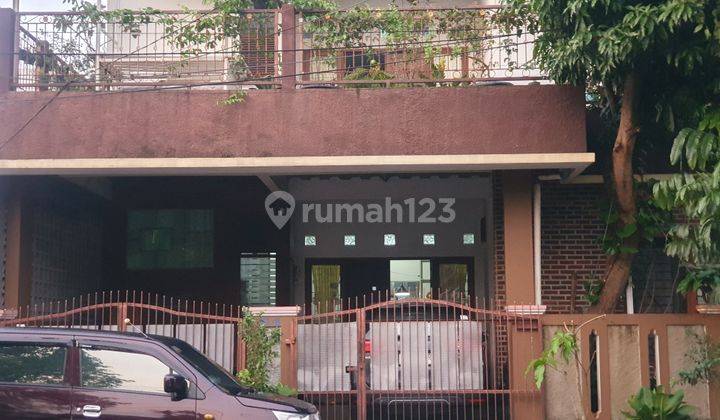 Rumah 2 Lantai di Griyaloka Bagus SHM siap huni hadap Selatan 1